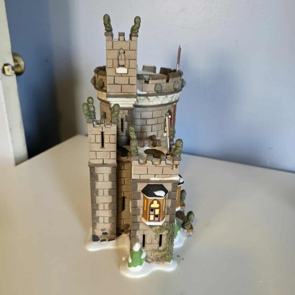 EUC Vintage Dept 56 Heathmoor Castle Dickens' Village Series 1999 - Picture 5 of 14